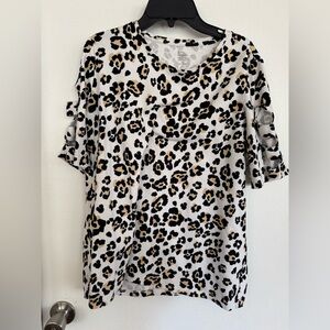 Kim Rogers Black and Tan Leopard Print Short Sleeve Top